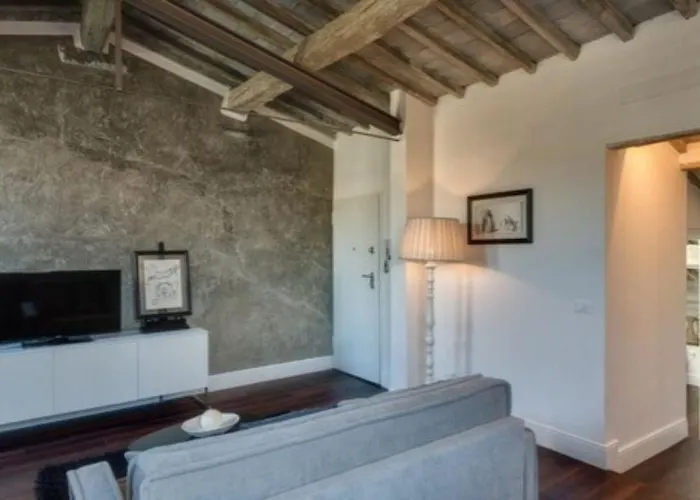 Beautiful Terrace Serragli *