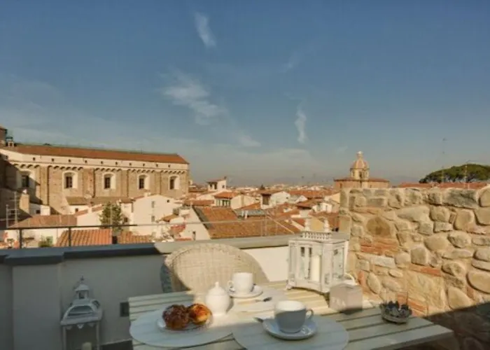 Beautiful Terrace Serragli Appartement