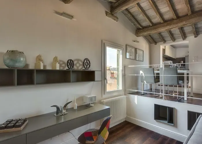 Appartement Beautiful Terrace Serragli Florence