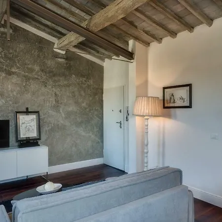 Beautiful Terrace Serragli Floransa